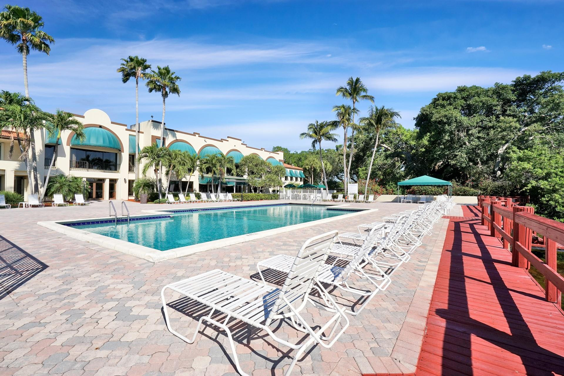 EVERGREEN EIGHT OF PINE ISLAND - Residential Lease