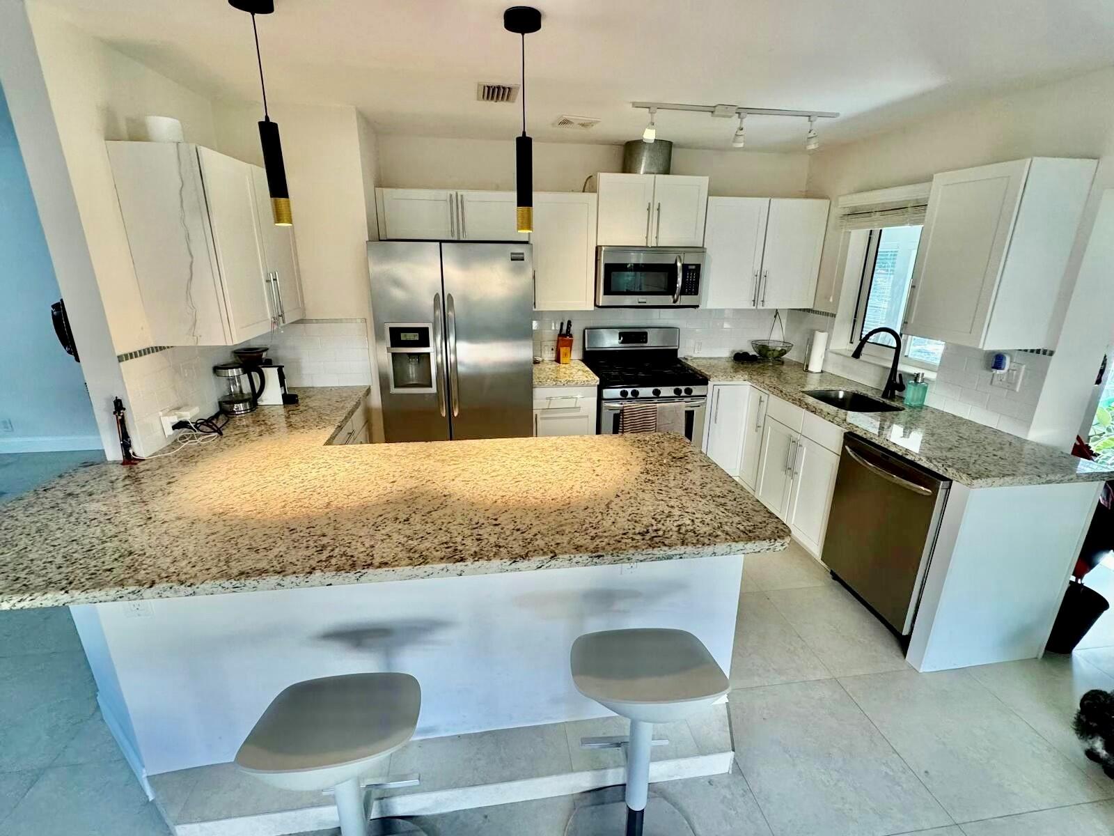 BOCA RATONE HGHTS - Residential Lease