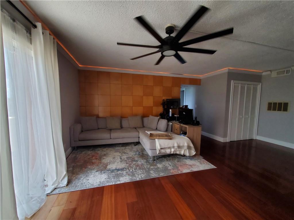 River Reach - Residential