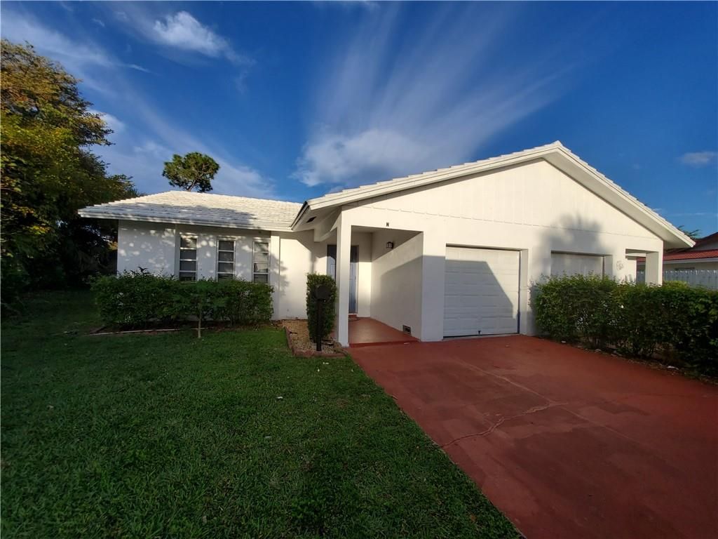 Photo of 4391 NW 75th Avenue #N, Coral Springs, FL 33065 (MLS # F10526223)