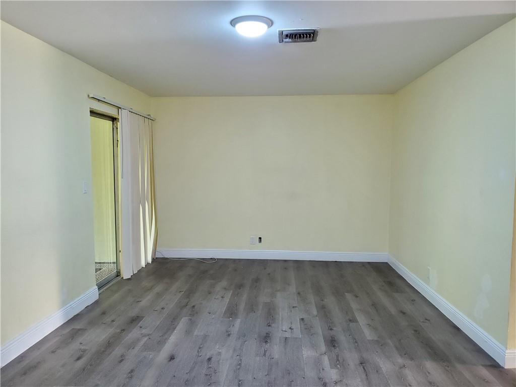 The Dells 64-40 B - Residential Lease