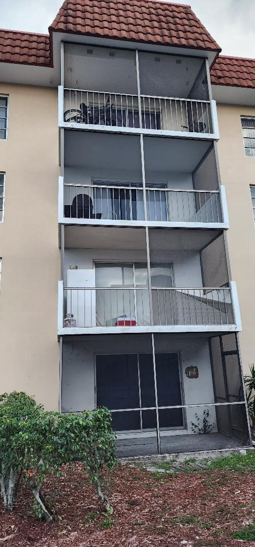 MANORS OF INVERRARY I-9 - Residential