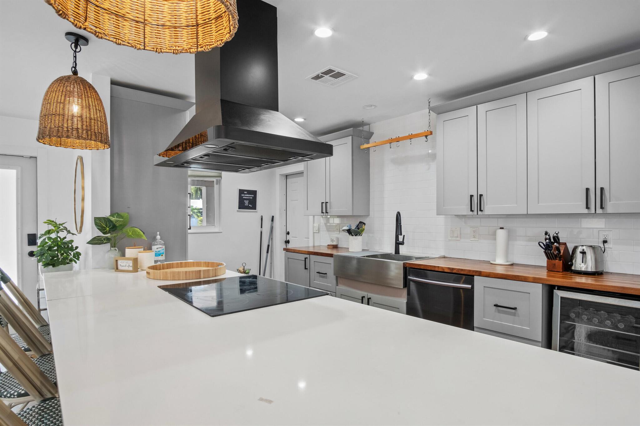 CORAL HEIGHTS SEC ONE - Residential