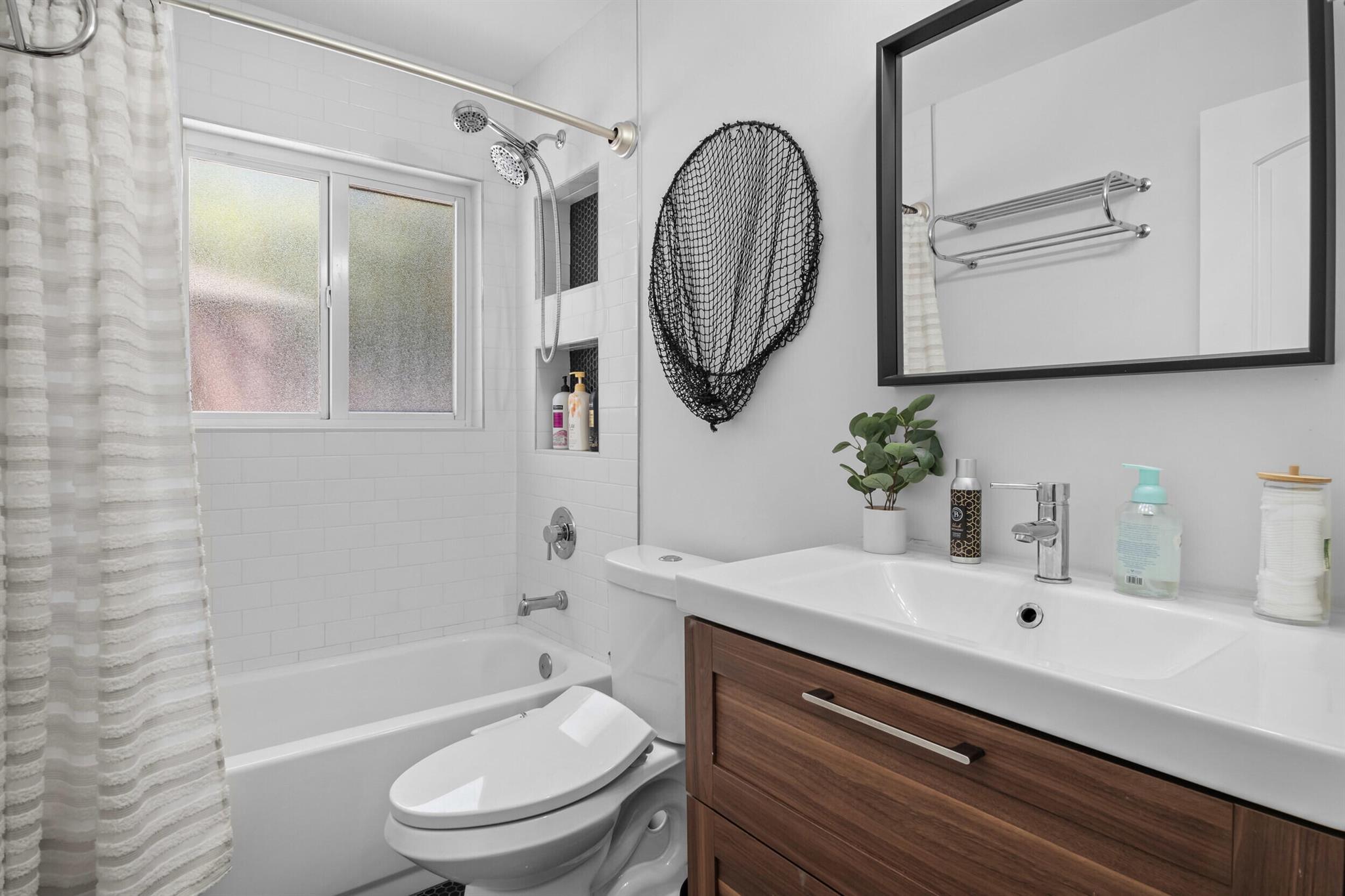 CORAL HEIGHTS SEC ONE - Residential