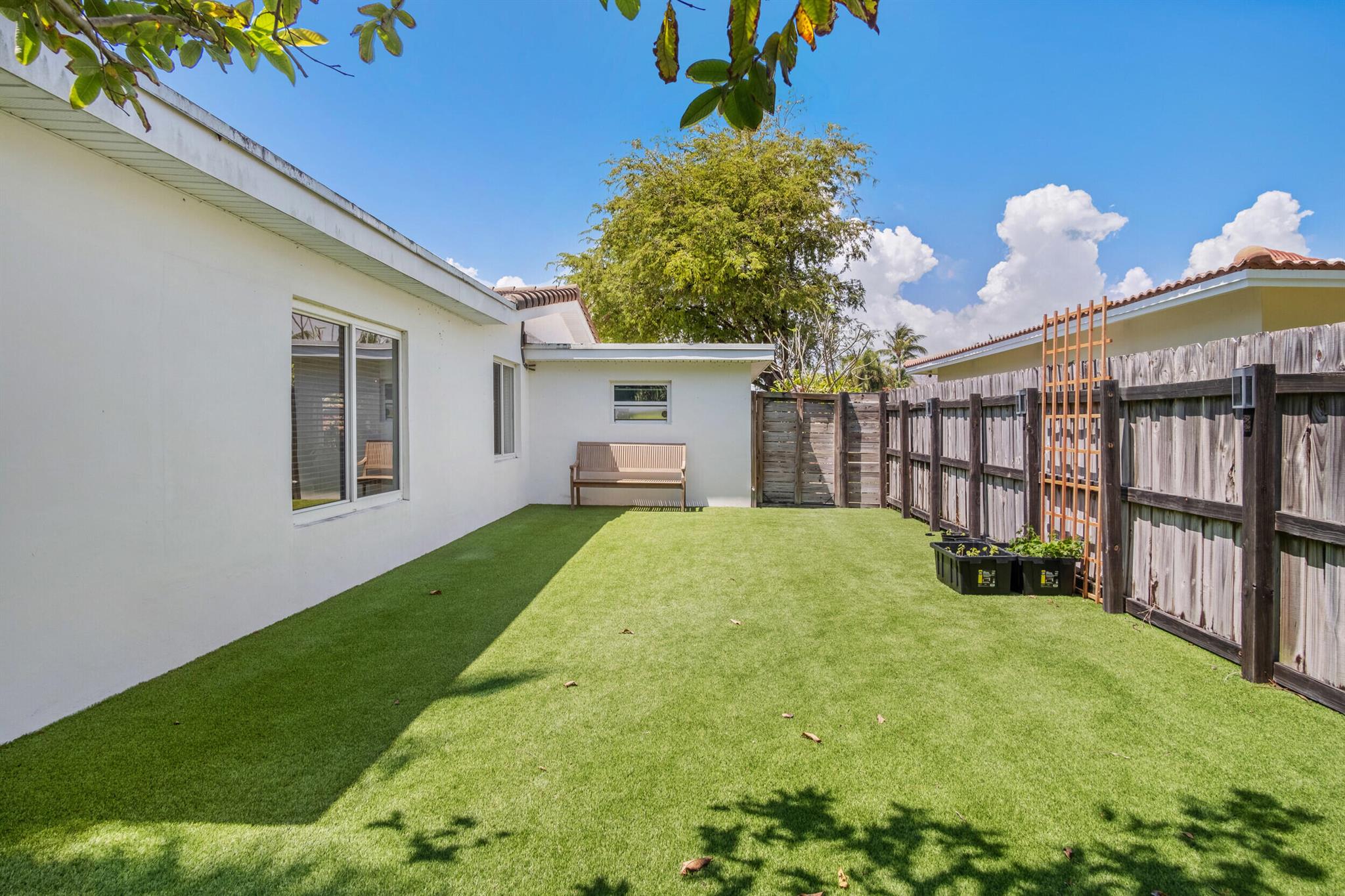 CORAL HEIGHTS SEC ONE - Residential