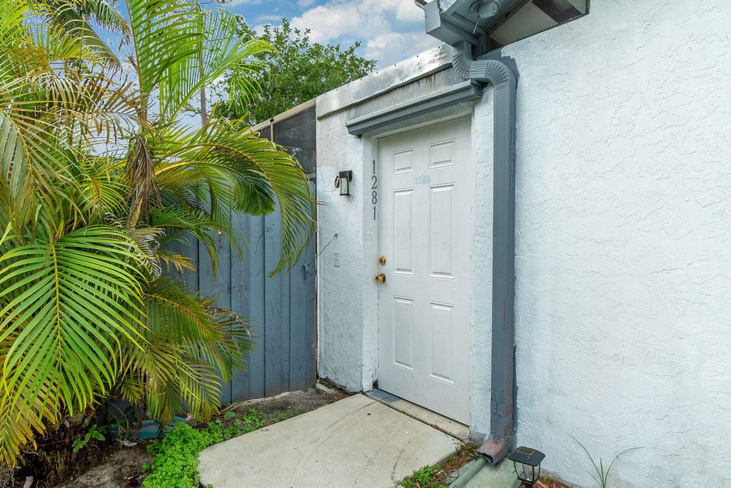 Photo of 1281 Periwinkle Place, Wellington, FL 33414 (MLS # R10952161)