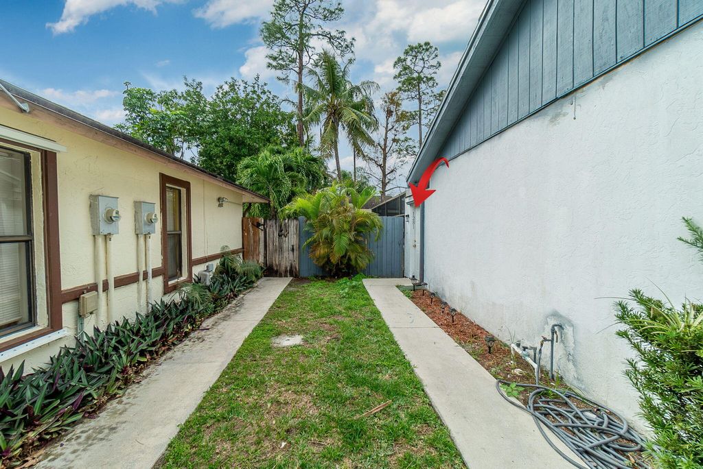 Photo of 1281 Periwinkle Place, Wellington, FL 33414 (MLS # R10952161)