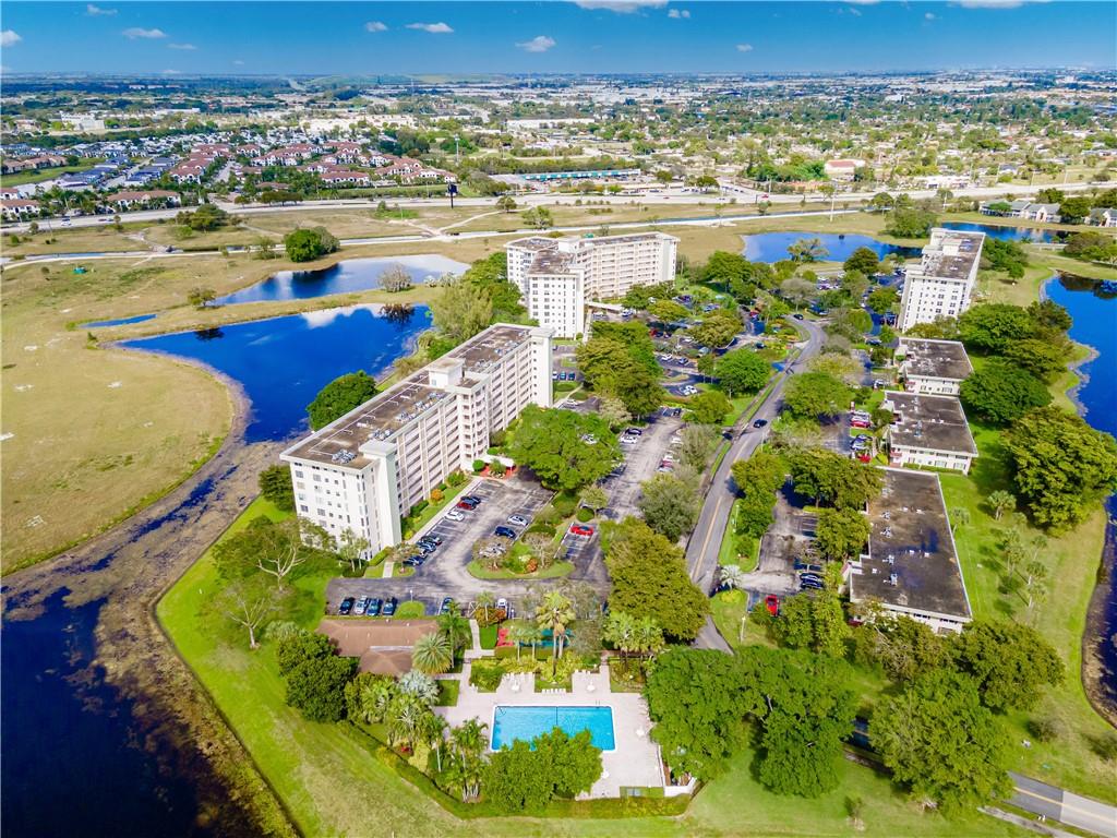 Palm Aire Country Club - Residential