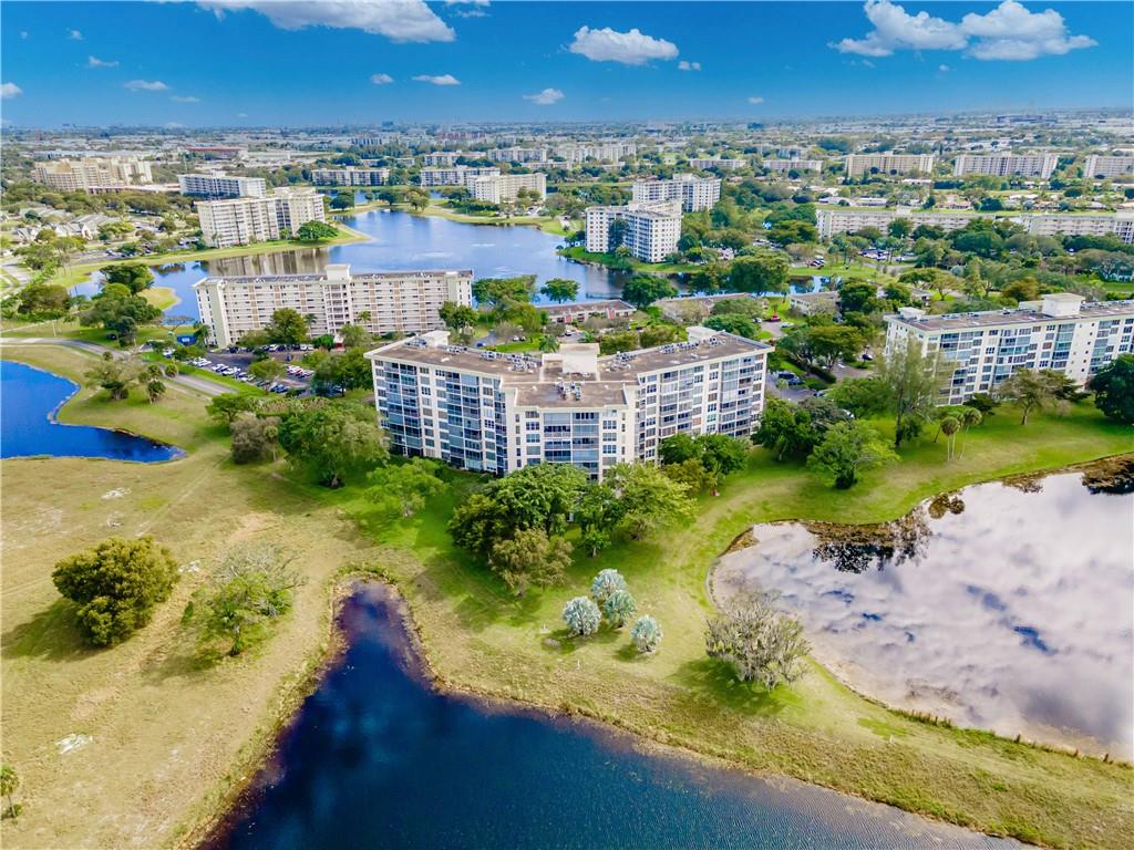 Palm Aire Country Club - Residential