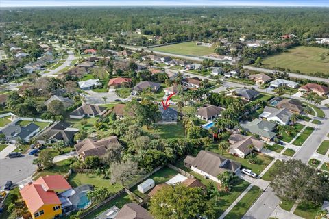 Single Family Residence in Royal Palm Beach FL 107 Princess Court Ct 35.jpg