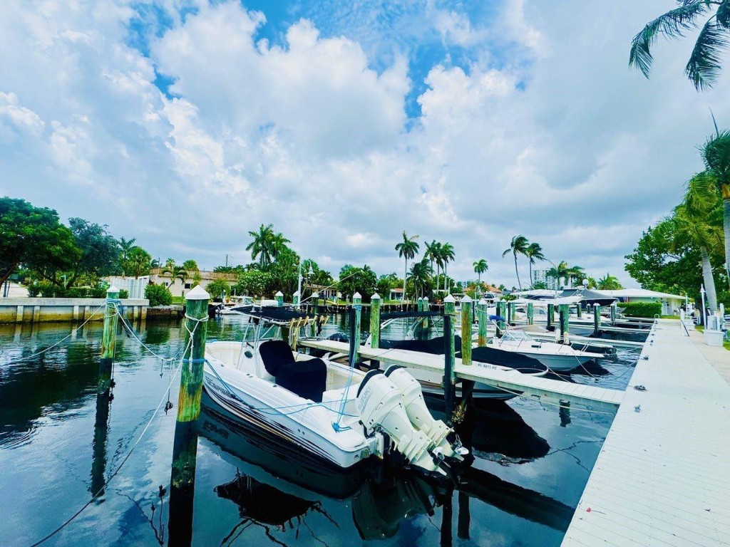 Palm Club Co-Op - Residential