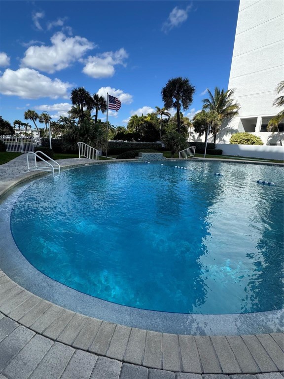 Palm Club Co-Op - Residential