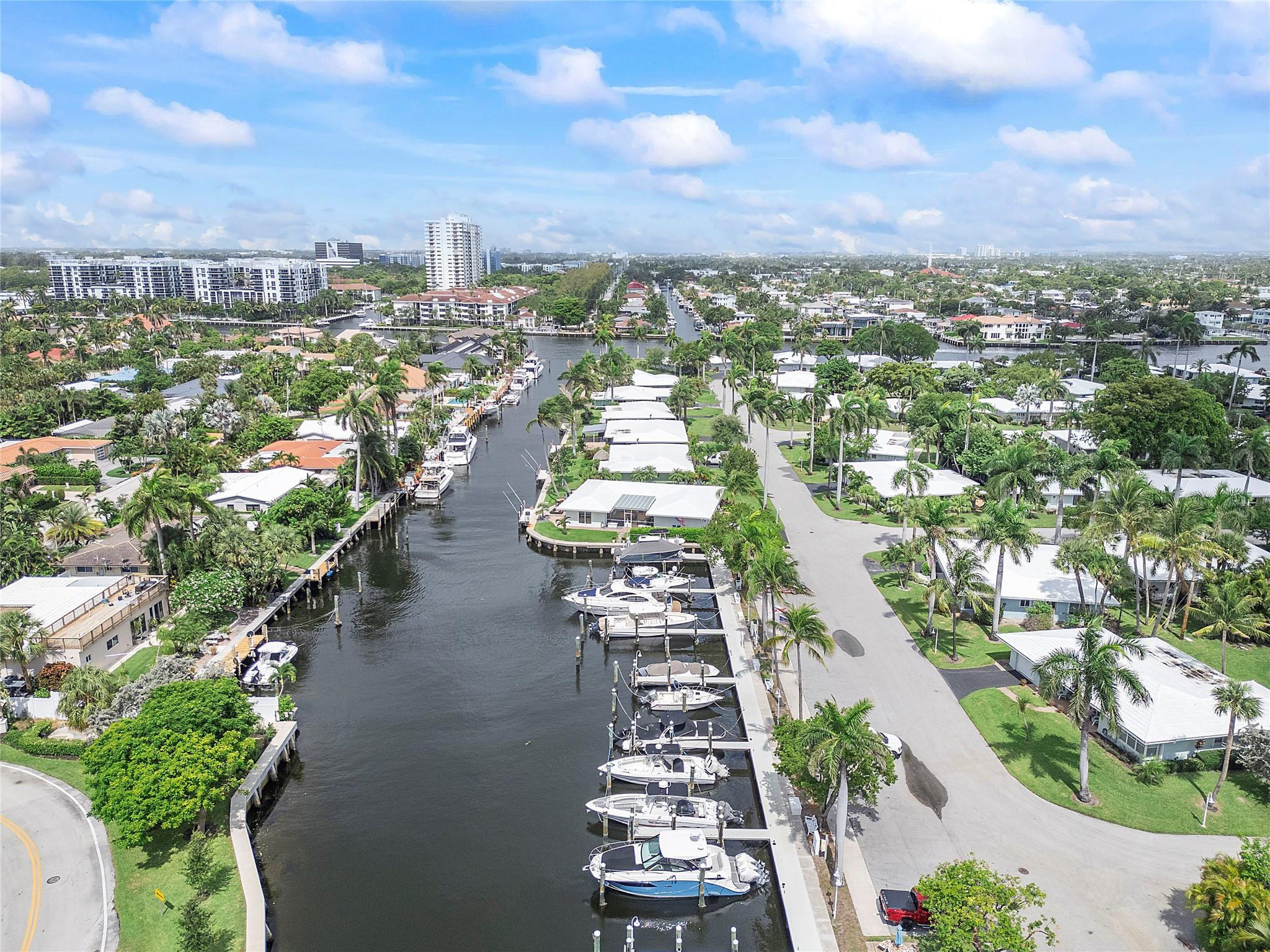 Palm Yacht & Beach Club - Residential