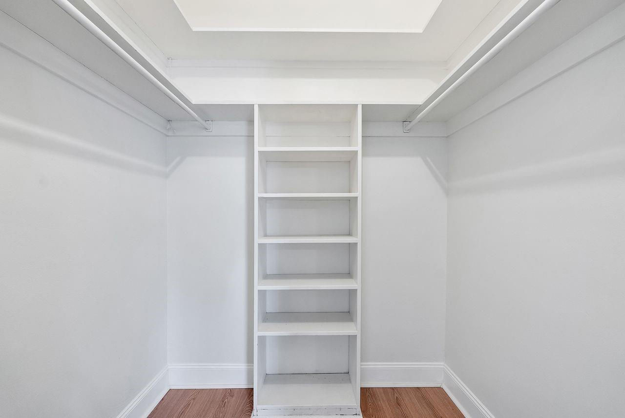 Palm Yacht & Beach Club - Residential