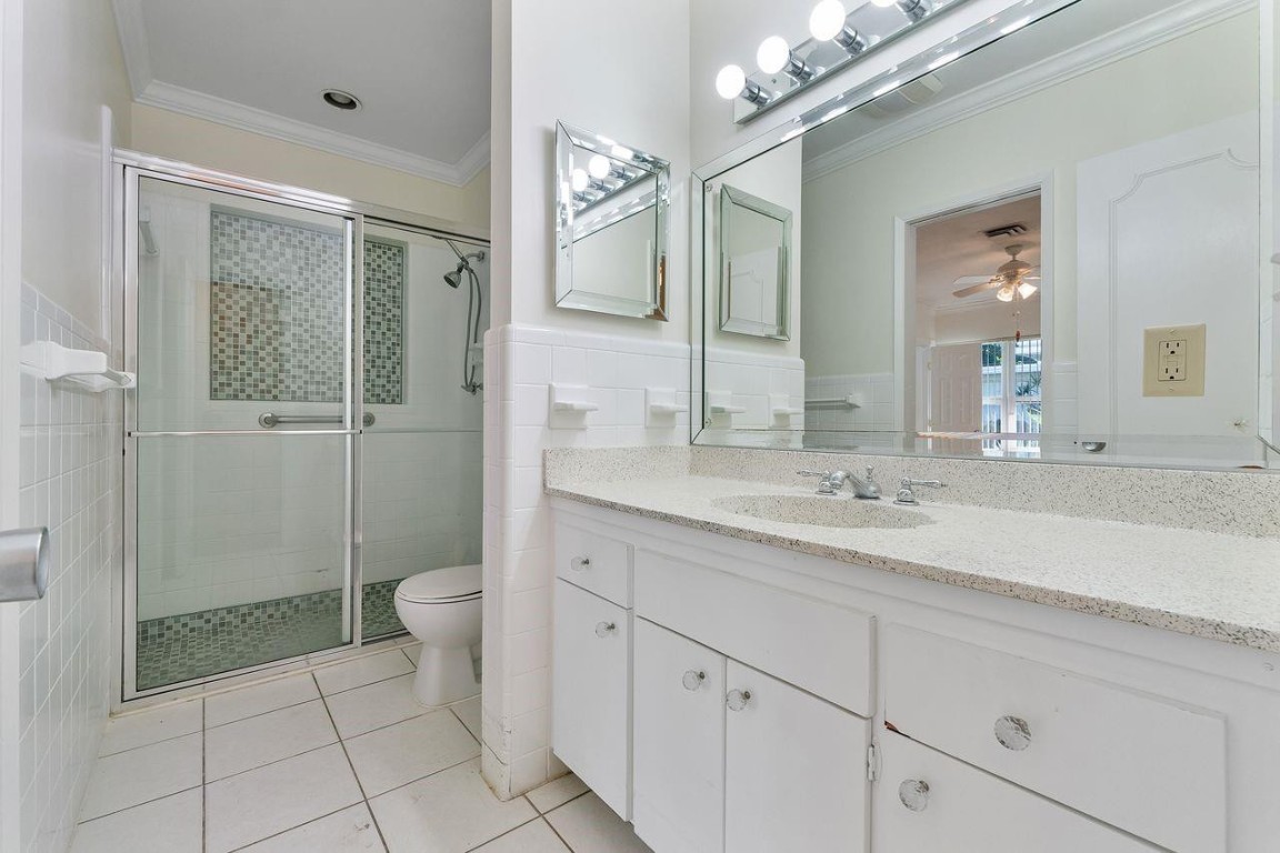 Palm Club Co-Op - Residential