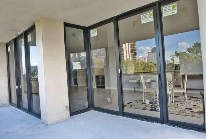 TURNBERRY TOWERS CONDO - Residential