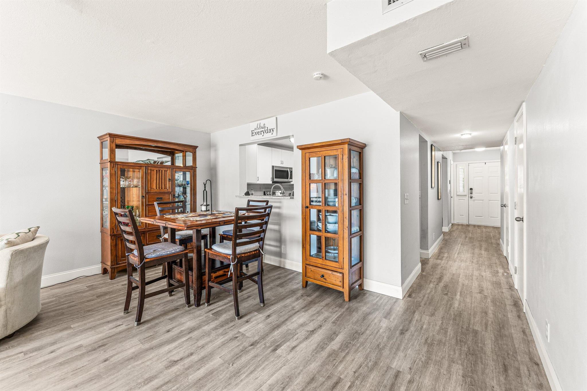 MAPLECREST - Residential