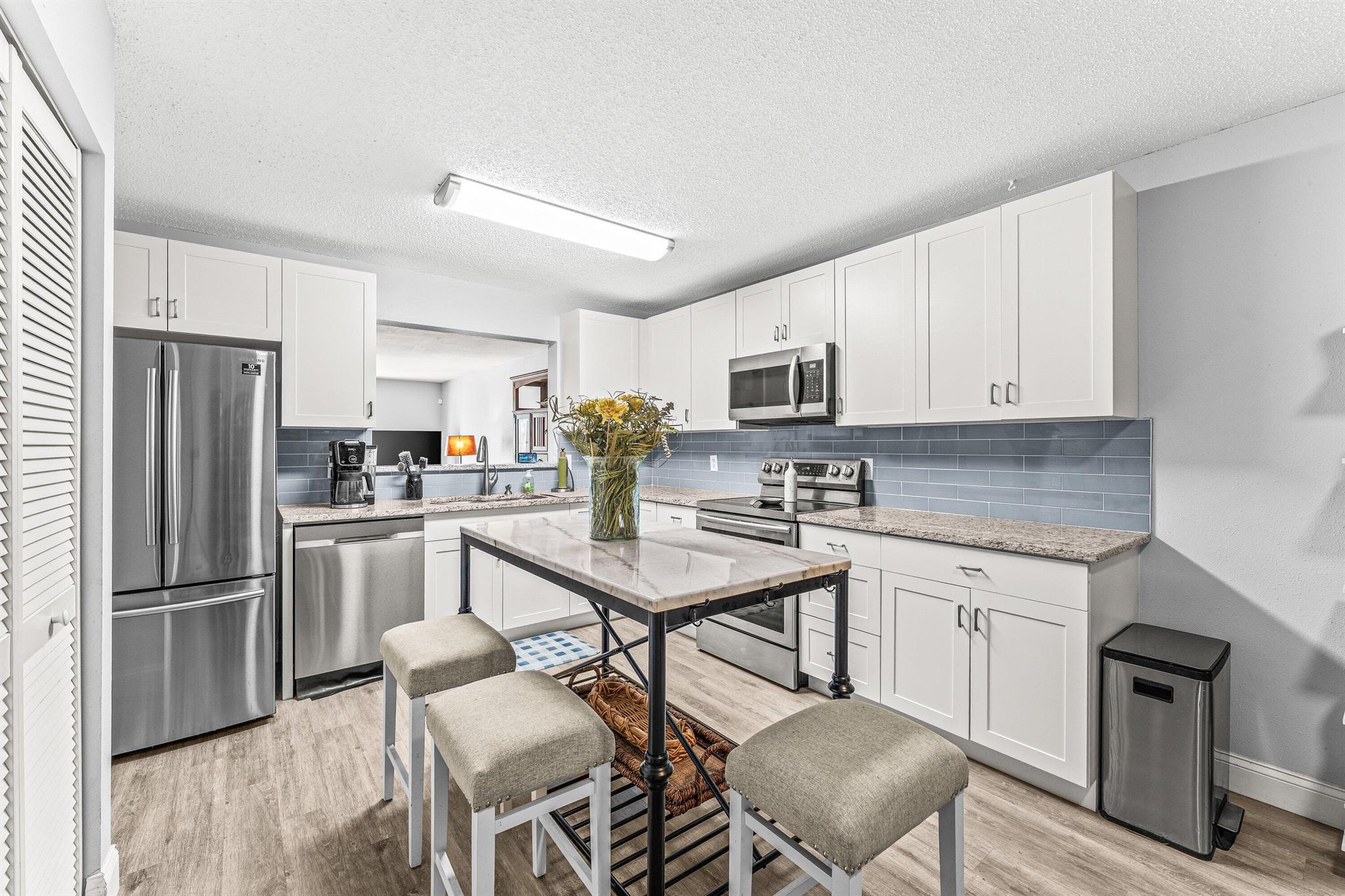 View photos, virtual tours, details... 154 Maplecrest Circle