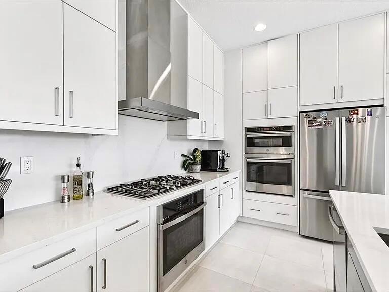 BRIDGES MIZNER PUD BRIDGE - Residential Lease