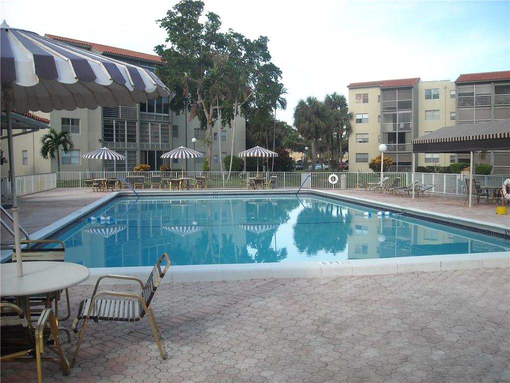 Courtyards of Broward - Residential