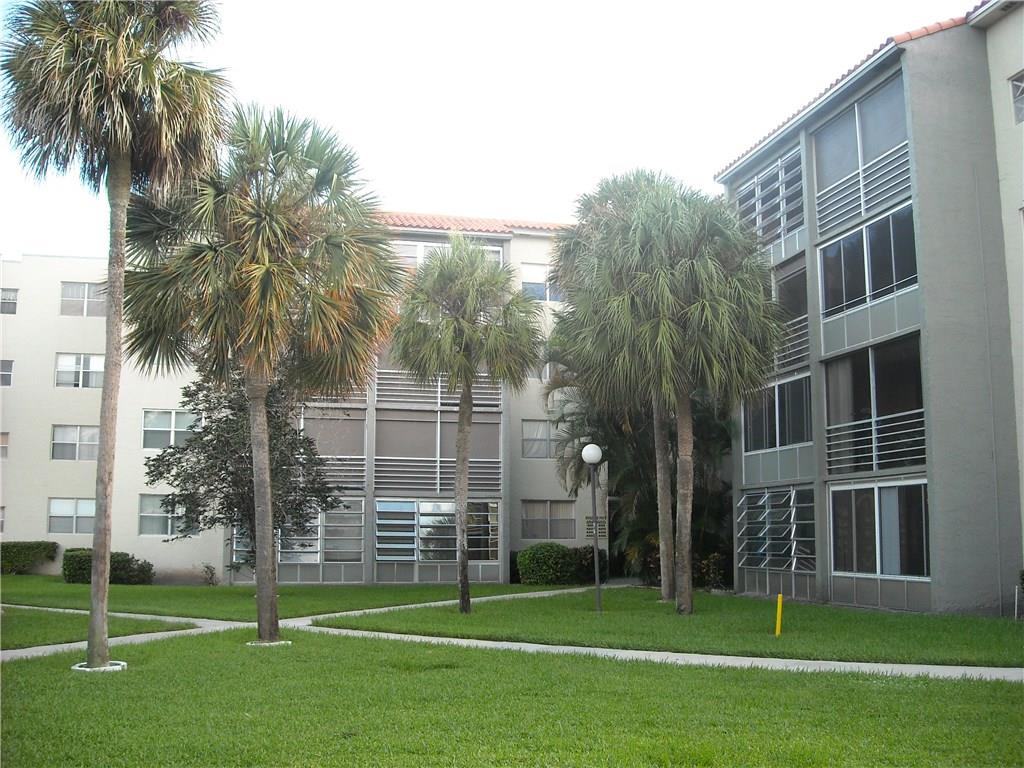 Courtyards of Broward - Residential