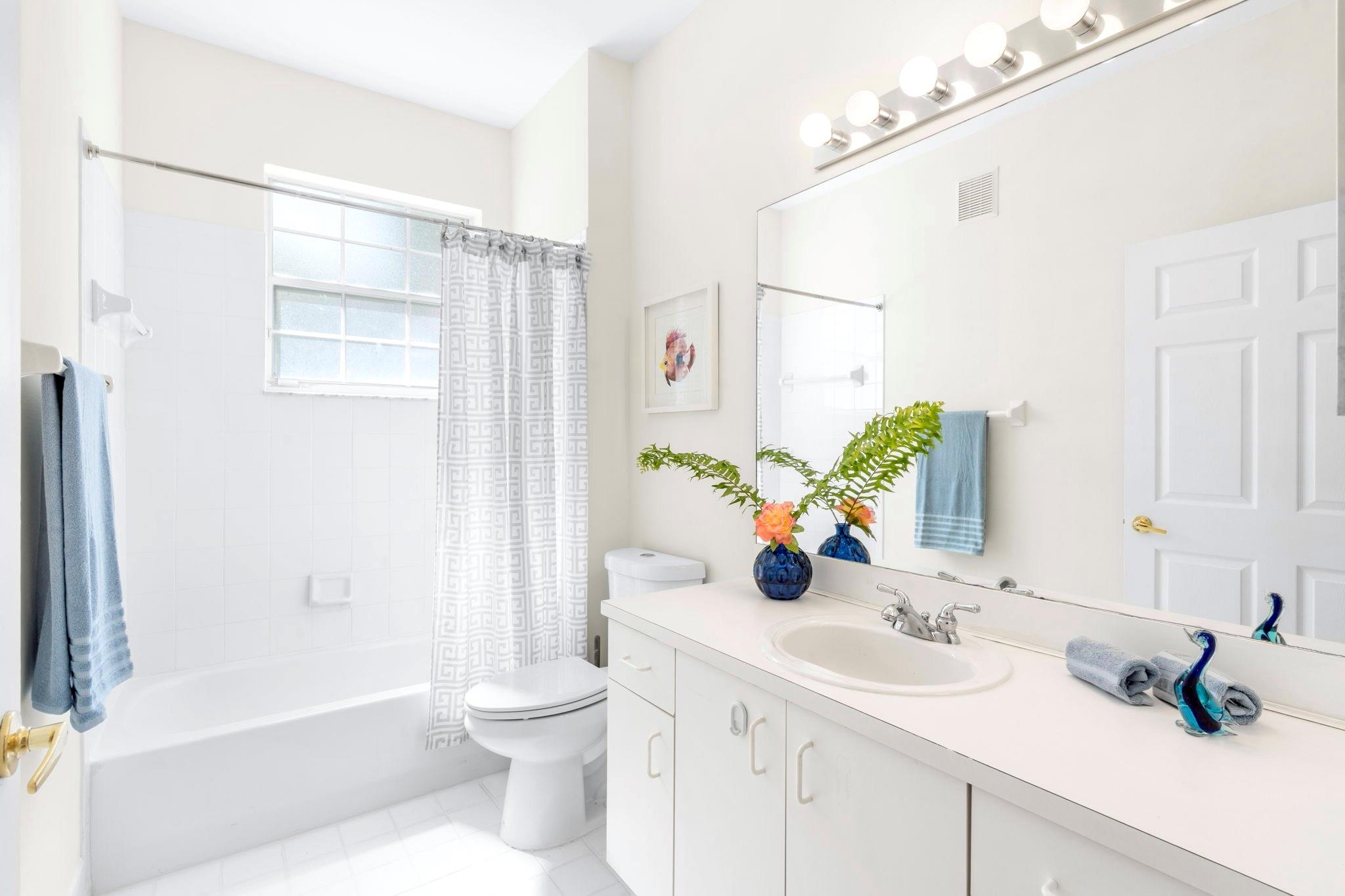 REGENCY HOMES AT SUNRISE - Residential