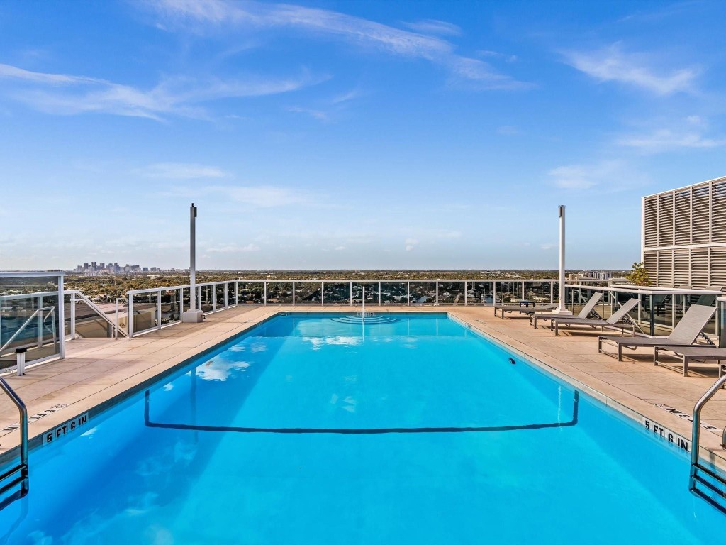 Vantage View - Residential