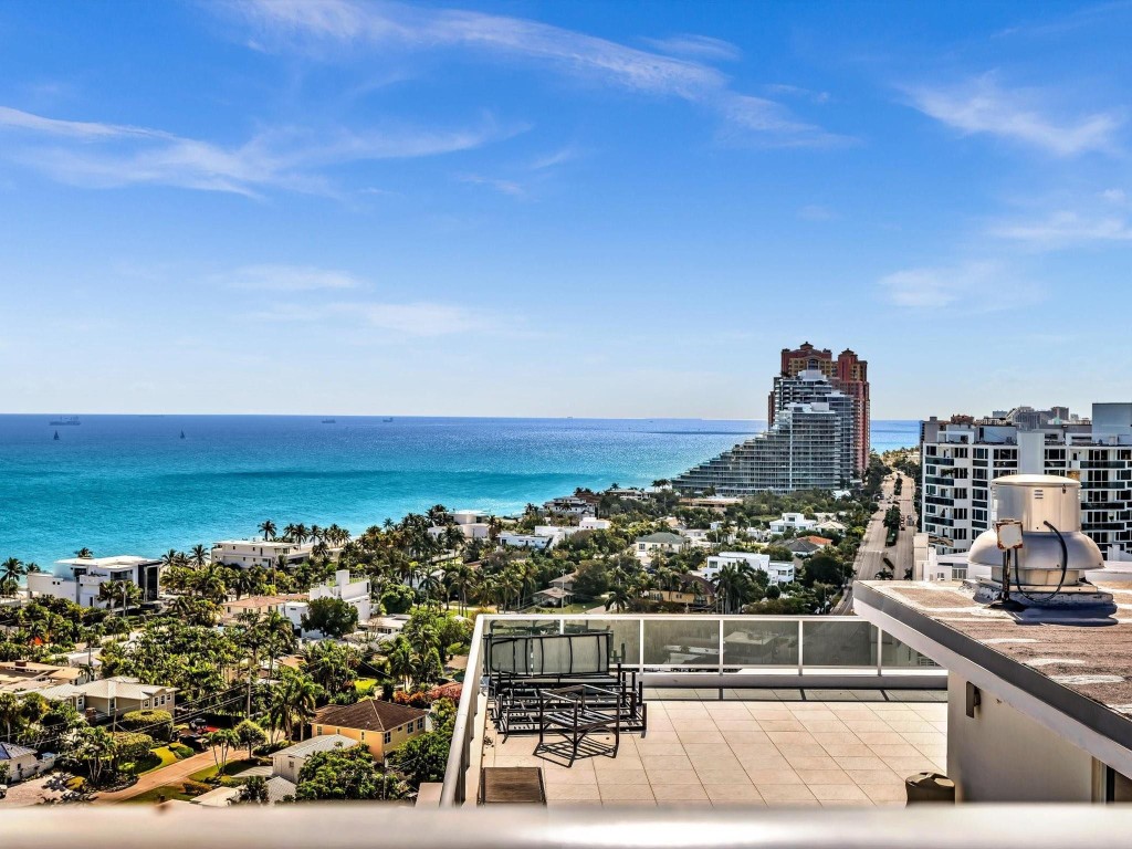 Vantage View - Residential