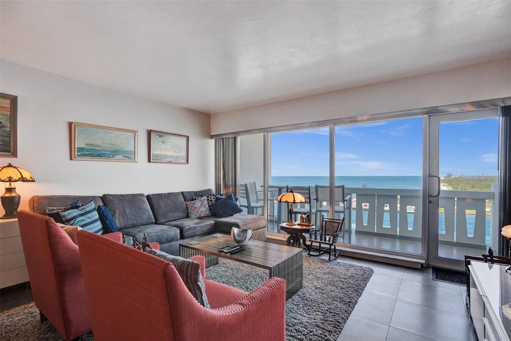 Photo of 2100 S Ocean Drive #14H, Fort Lauderdale, FL 33316 (MLS # F10511289)