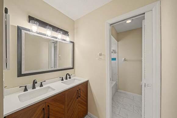 PORT ST LUCIE SECTION 10 - Residential