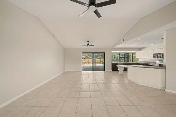 PORT ST LUCIE SECTION 10 - Residential