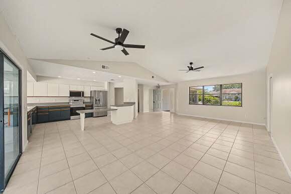 PORT ST LUCIE SECTION 10 - Residential