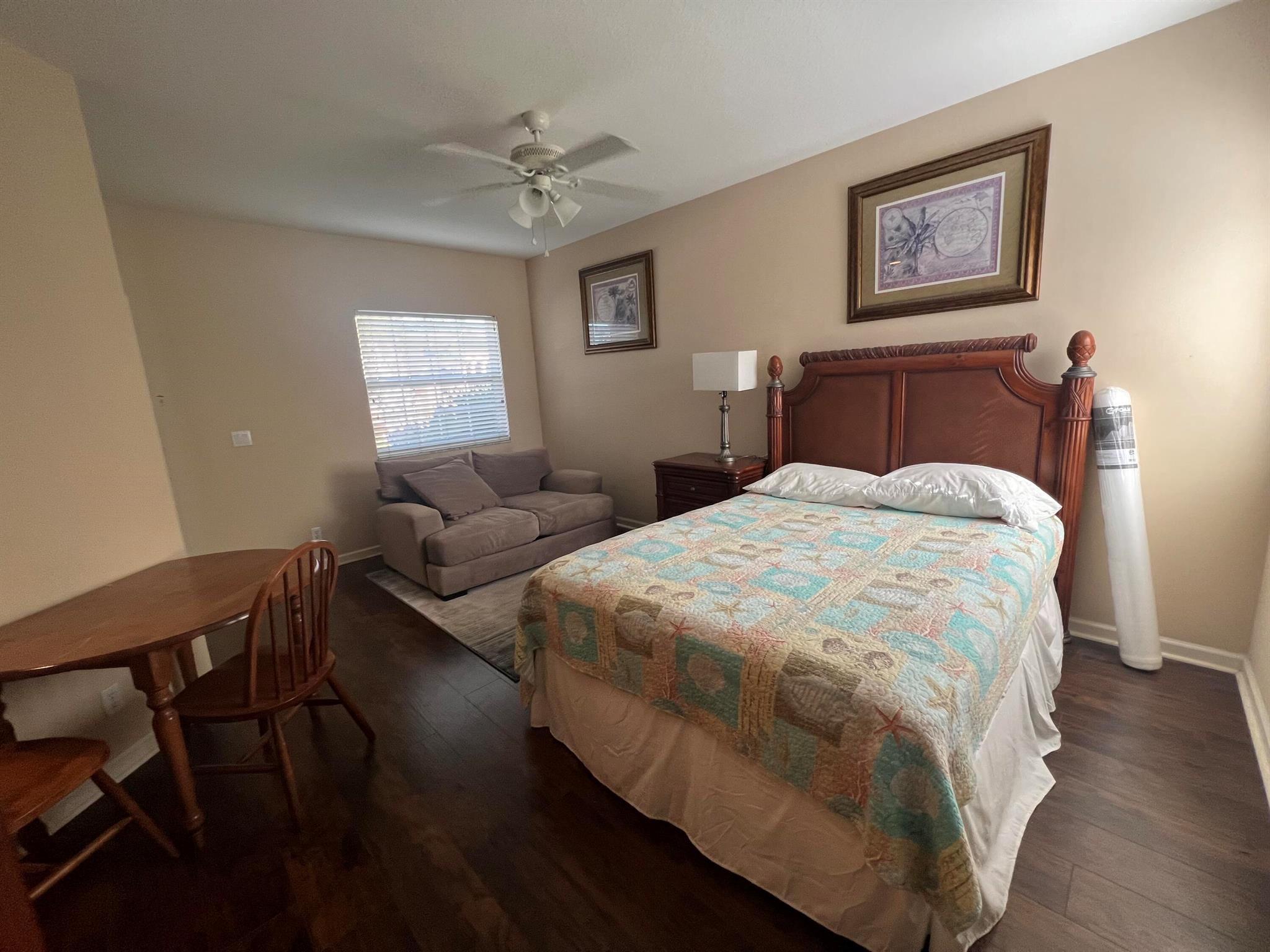 CASTLE PINES CONDOMINIUM - Residential Lease