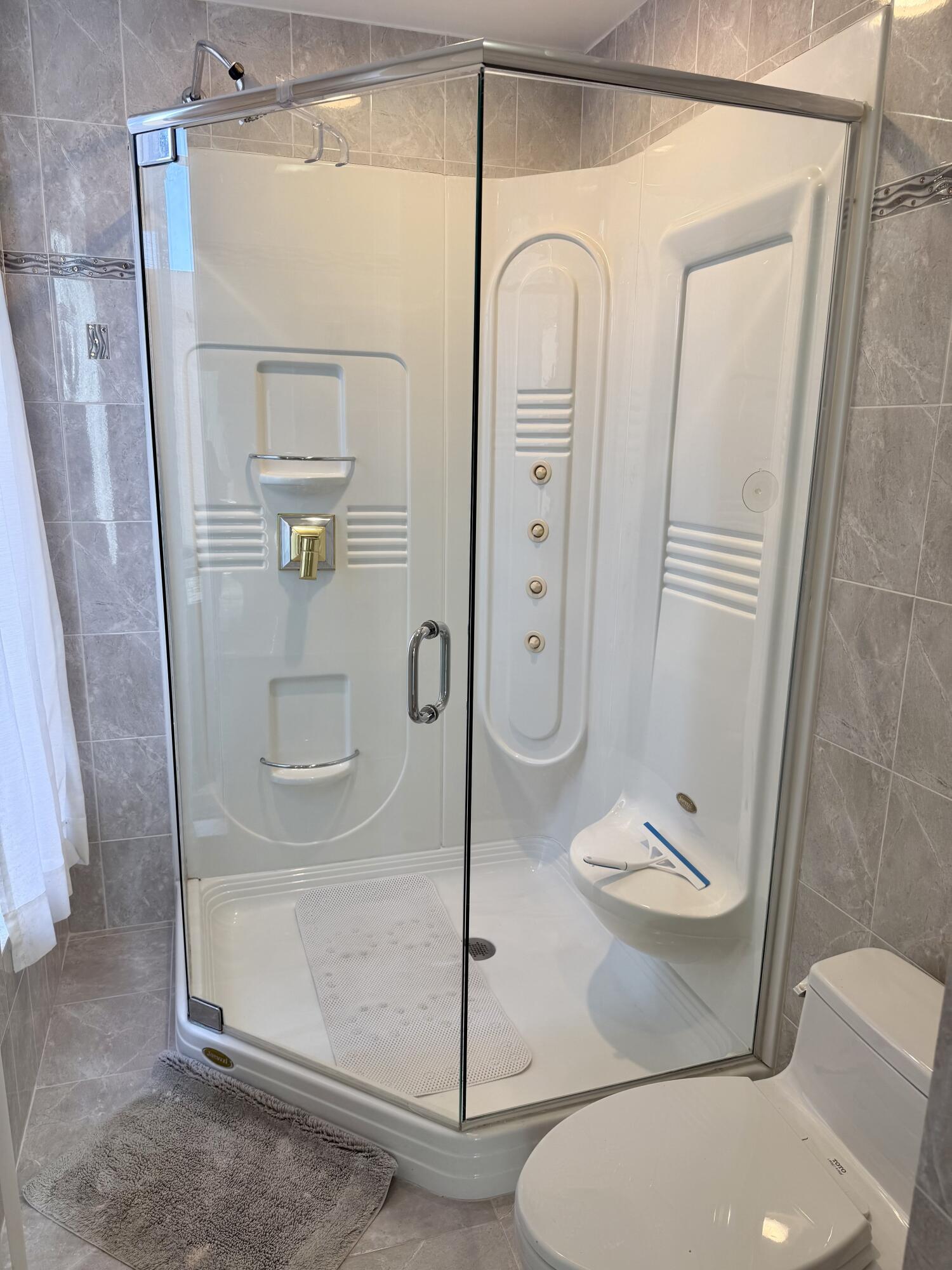 Villas of Sandpiper Bay - Residential Lease