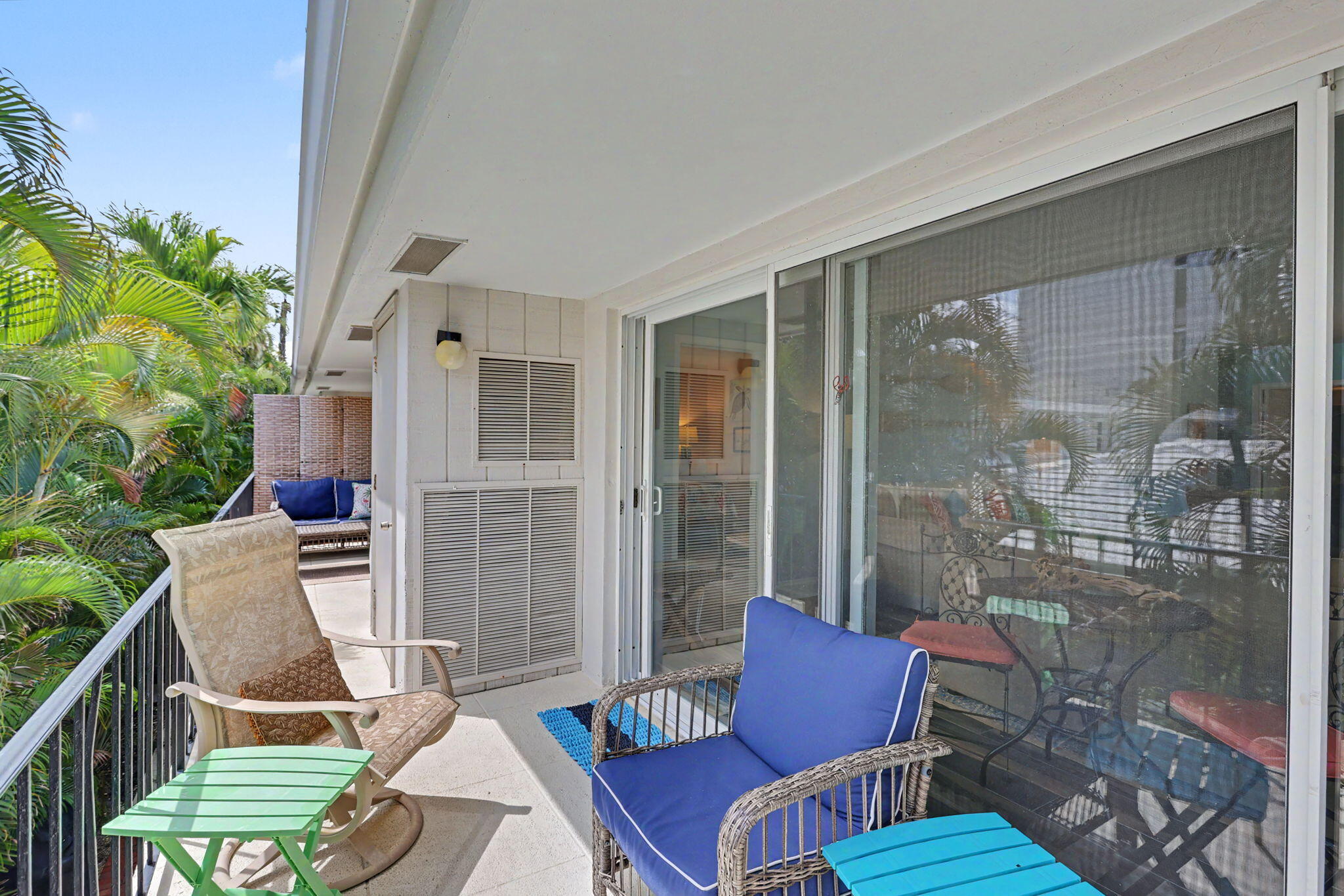 OCEAN AIRE CONDO - Residential