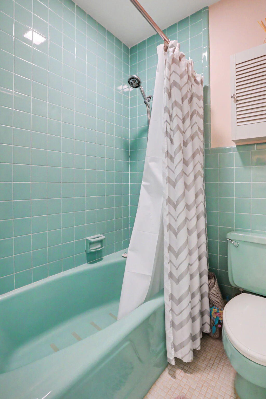 OCEAN AIRE CONDO - Residential