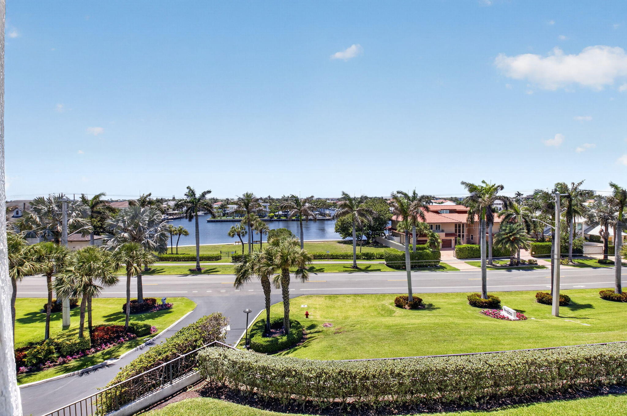 TOWNHOUSES OF HIGHLAND BEACH CONDO - Residential