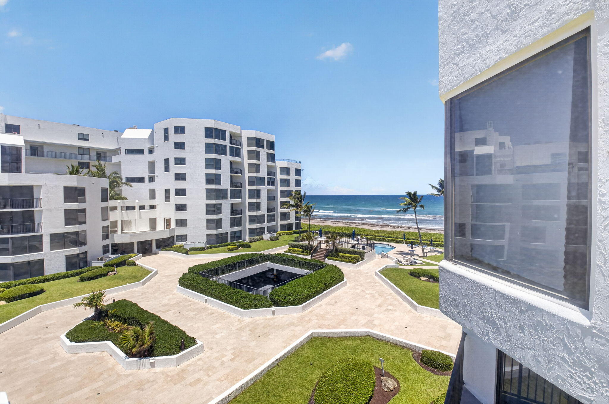 TOWNHOUSES OF HIGHLAND BEACH CONDO - Residential