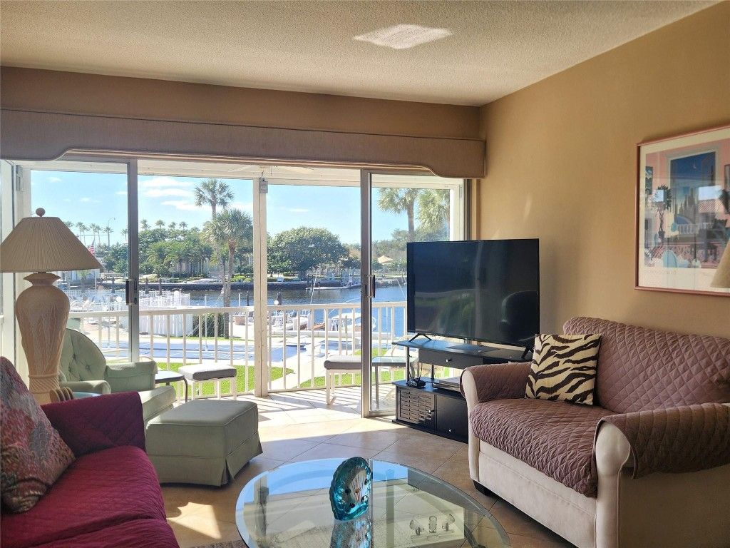 Photo of 105 NE 19th Avenue #250, Deerfield Beach, FL 33441 (MLS # F10546380)