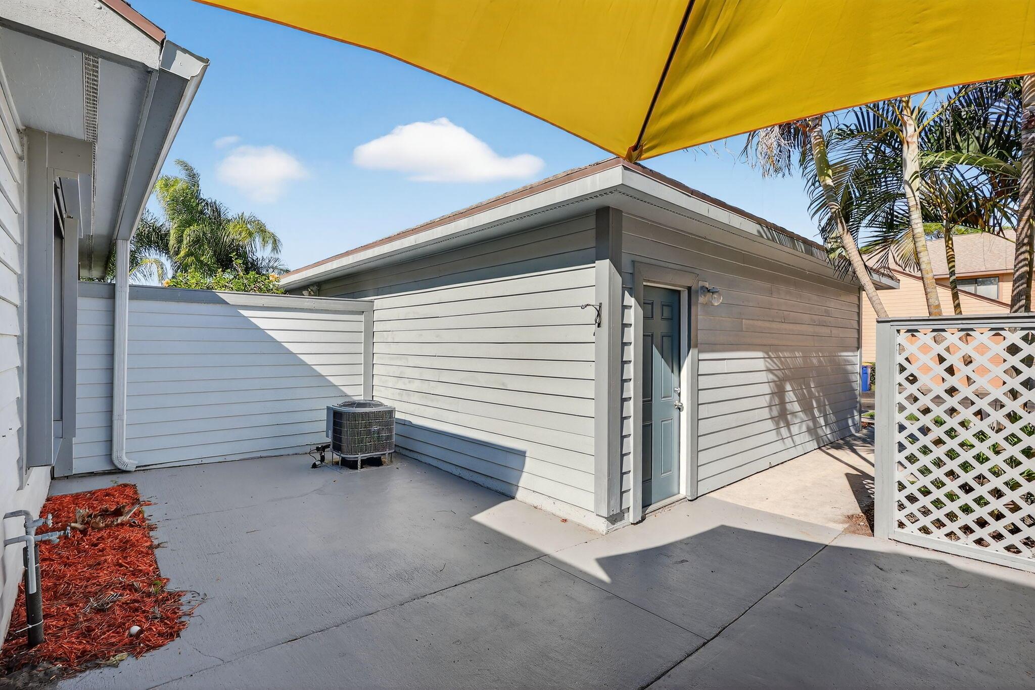 6184 SE Georgetown Place