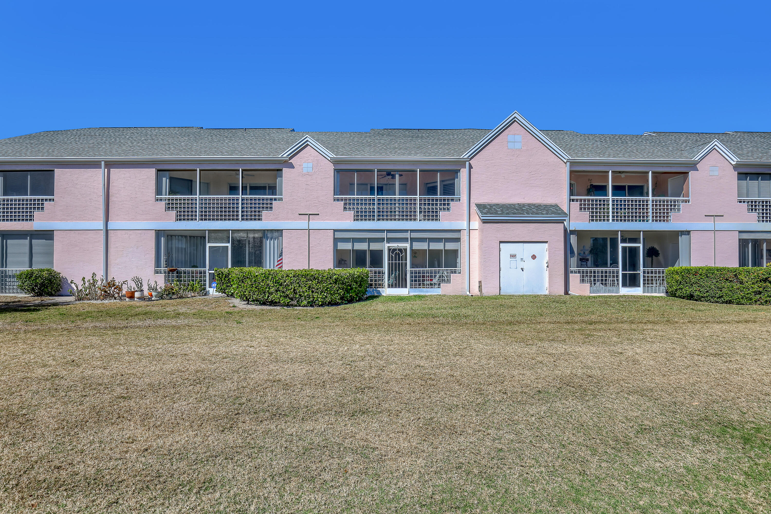 MUIRFIELD CONDO - Residential