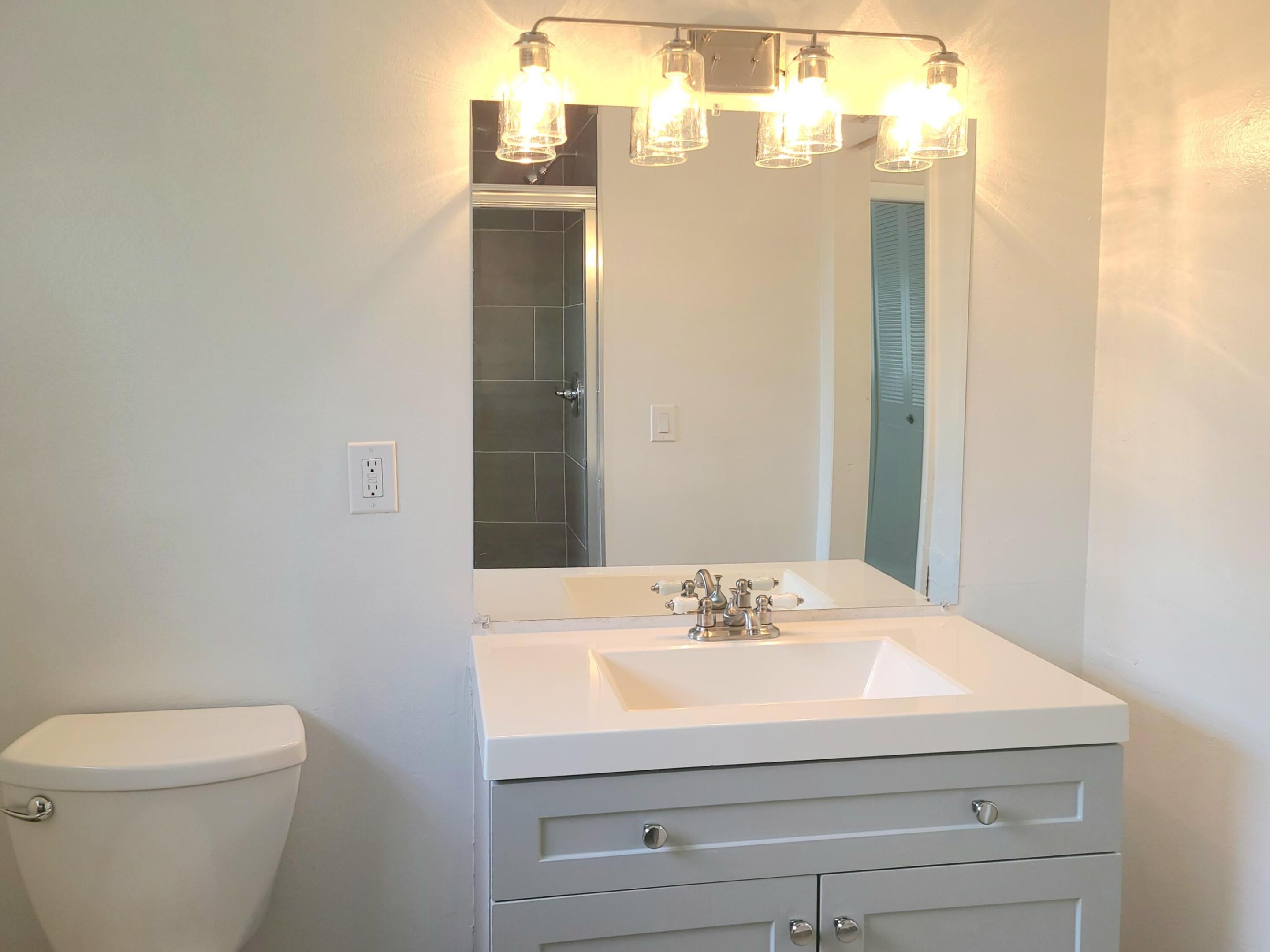 2907 ASHLEY Drive W A