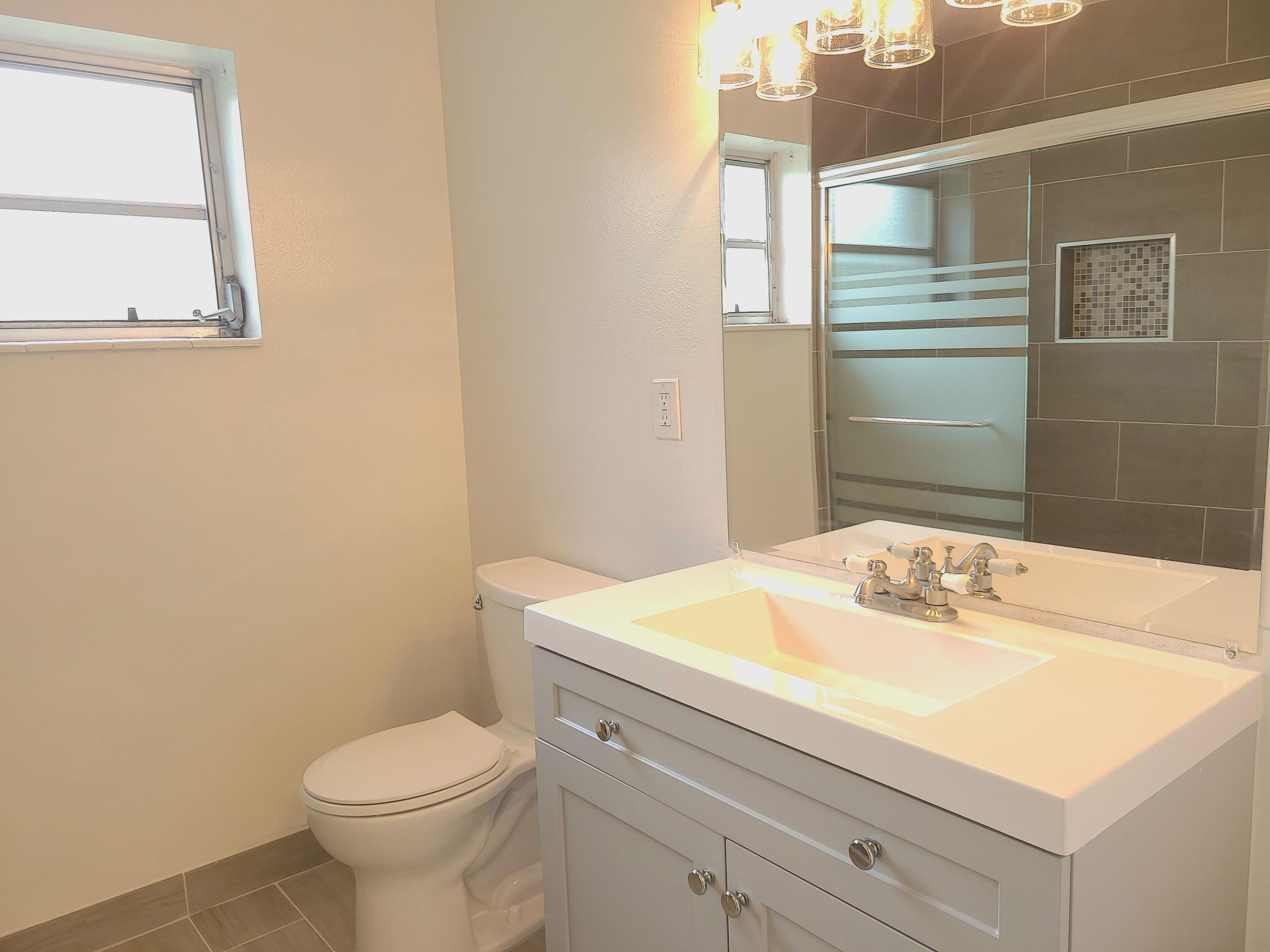 2907 ASHLEY Drive W A