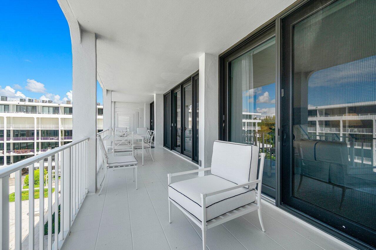 COVE COND UNIT 403-S - Residential
