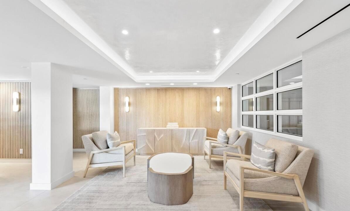 COVE COND UNIT 403-S - Residential