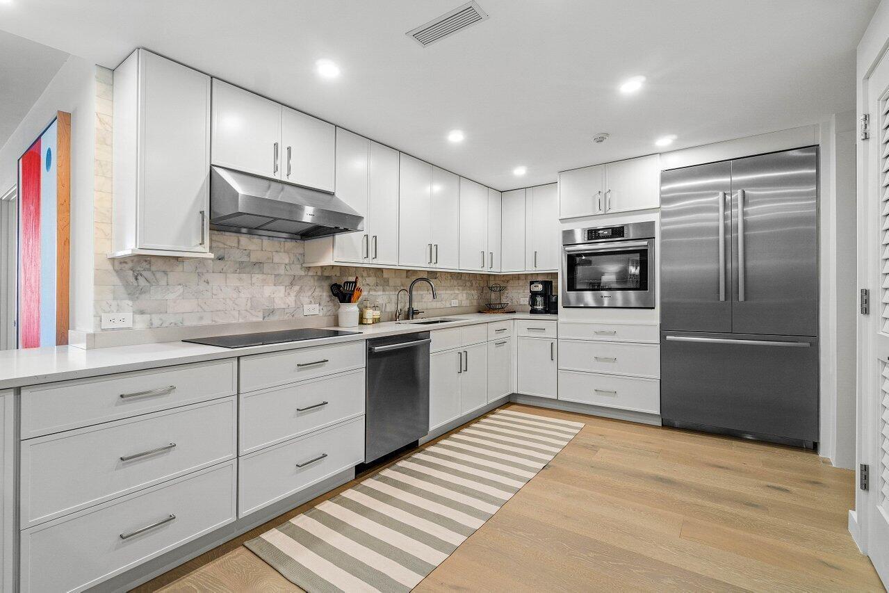 View photos, virtual tours, details... 2784 S Ocean Boulevard 403s