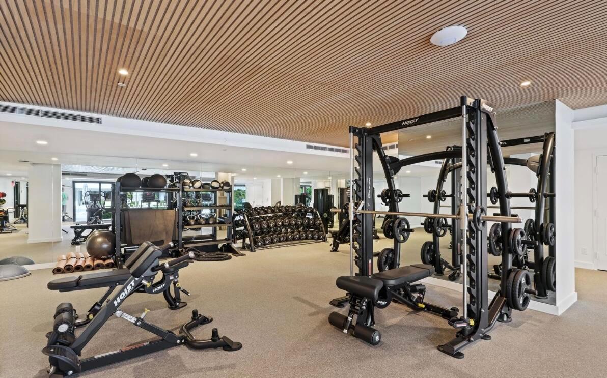 COVE COND UNIT 403-S - Residential