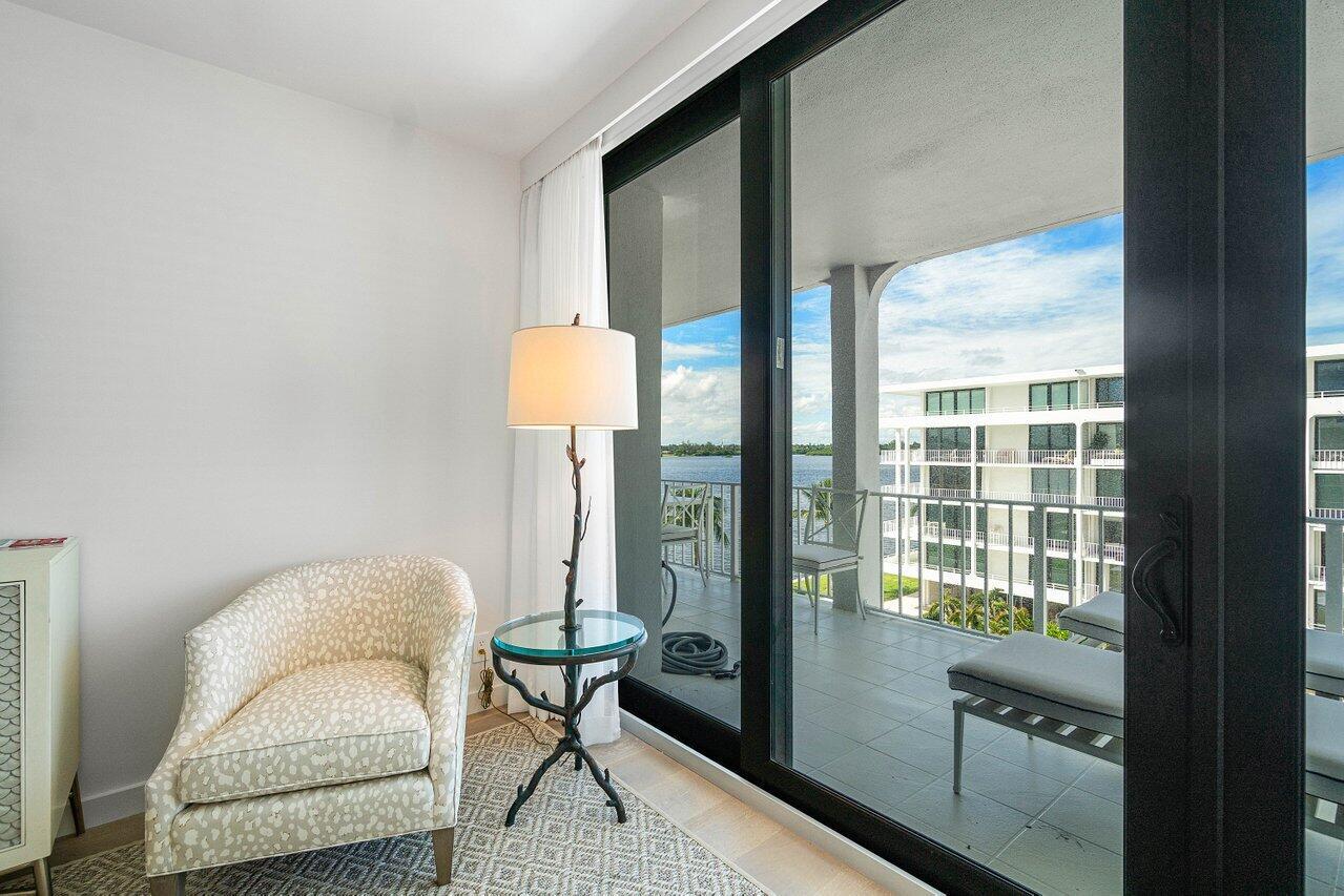 COVE COND UNIT 403-S - Residential