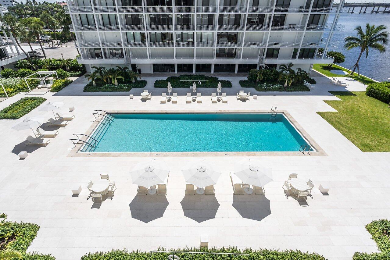 COVE COND UNIT 403-S - Residential