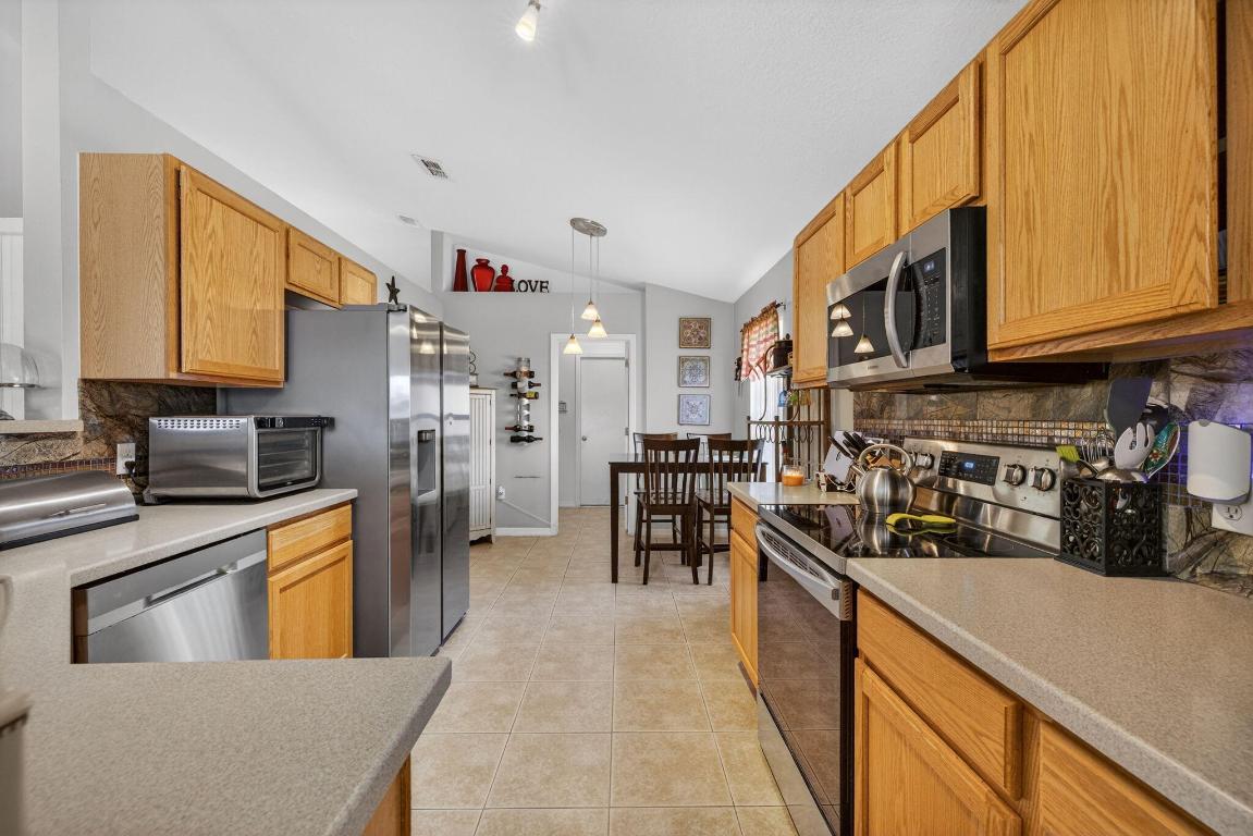 WINTERLAKES TRACT H 1ST REPLAT - Residential